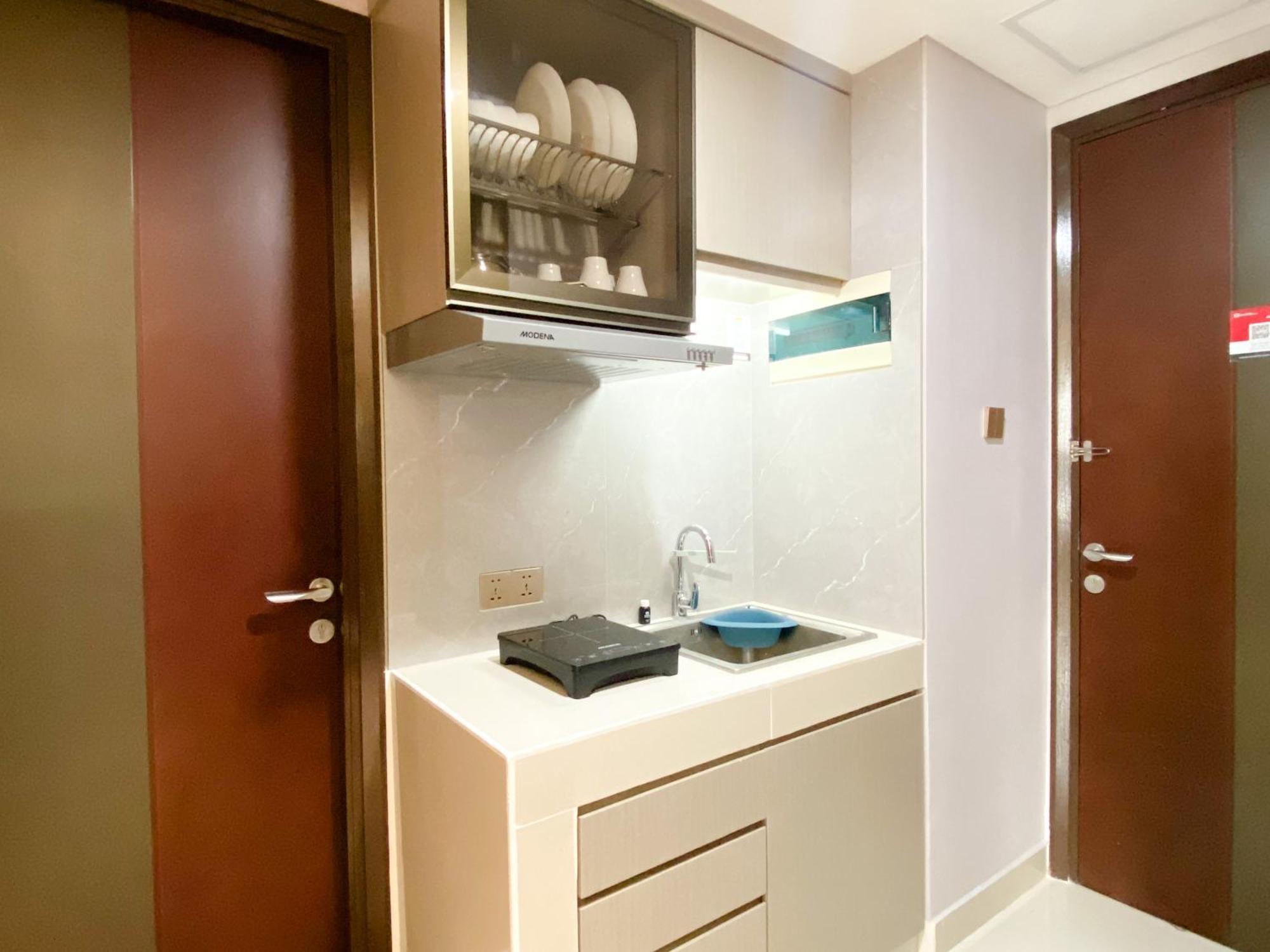 Simply And Comfortable 2Br Pollux Chadstone Apartment By Travelio Cikarang Esterno foto